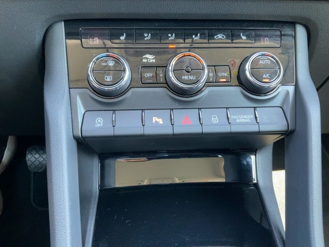 Skoda Karoq 1.5 TSI Selection