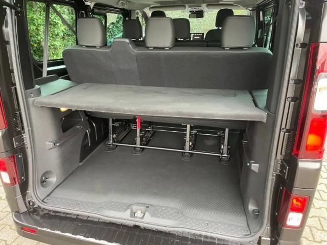 Nissan Primastar 8-zitter Tekna