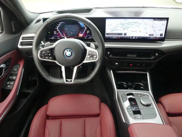 BMW 330 330e Touring