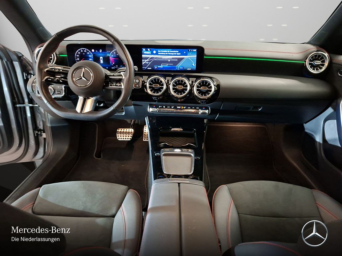 Mercedes-Benz CLA 200 AMG Line Shooting Brake