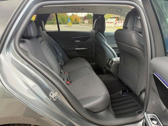 Mercedes-Benz C 180 AVANTGARDE Estate