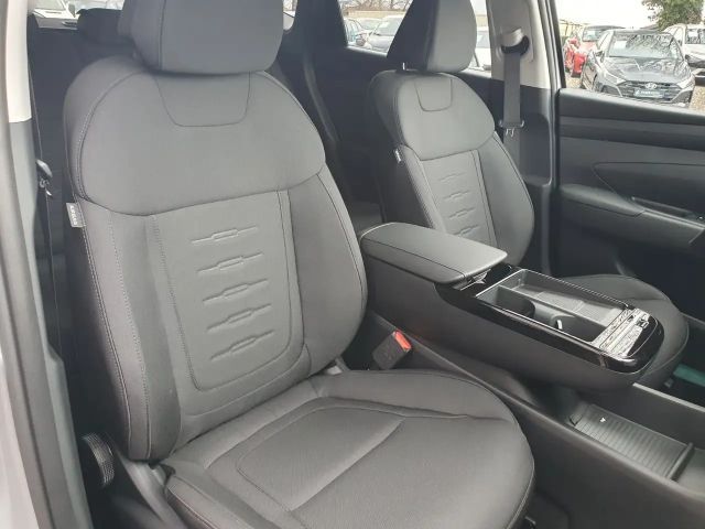 Hyundai Tucson 2WD Hybrid