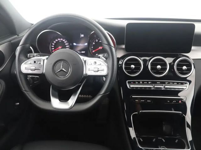 Mercedes-Benz C 180 AMG Line Sedan