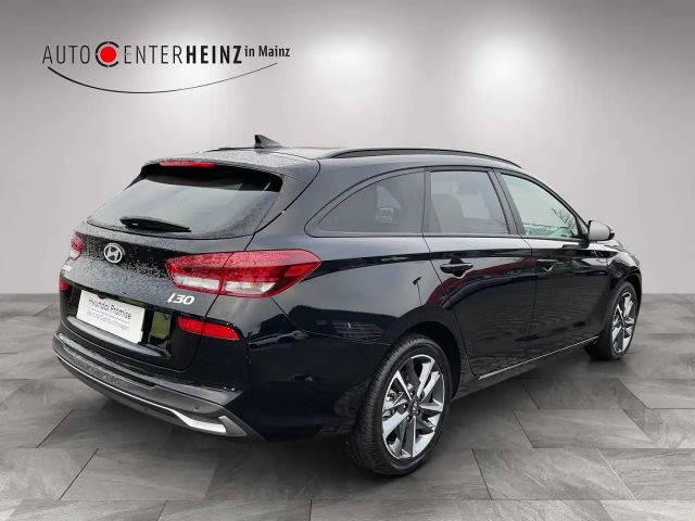 Hyundai i30 Advantage Hybrid