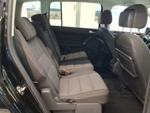 Volkswagen Touran 1.5 TSI DSG R-Line