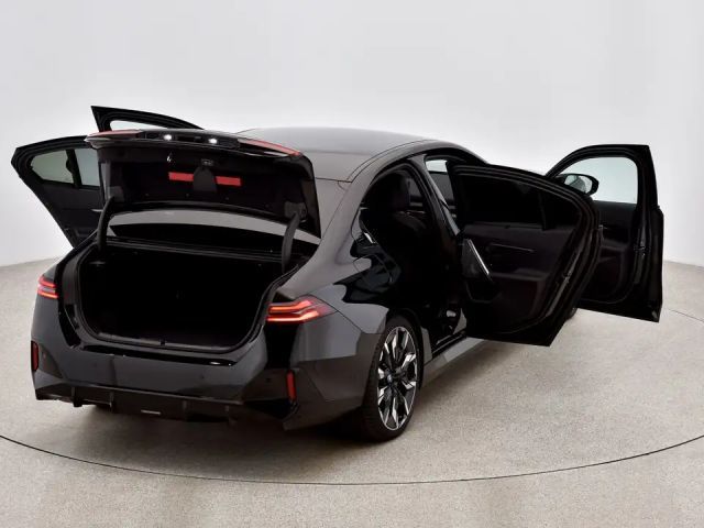 BMW i5 M60 Sedan xDrive