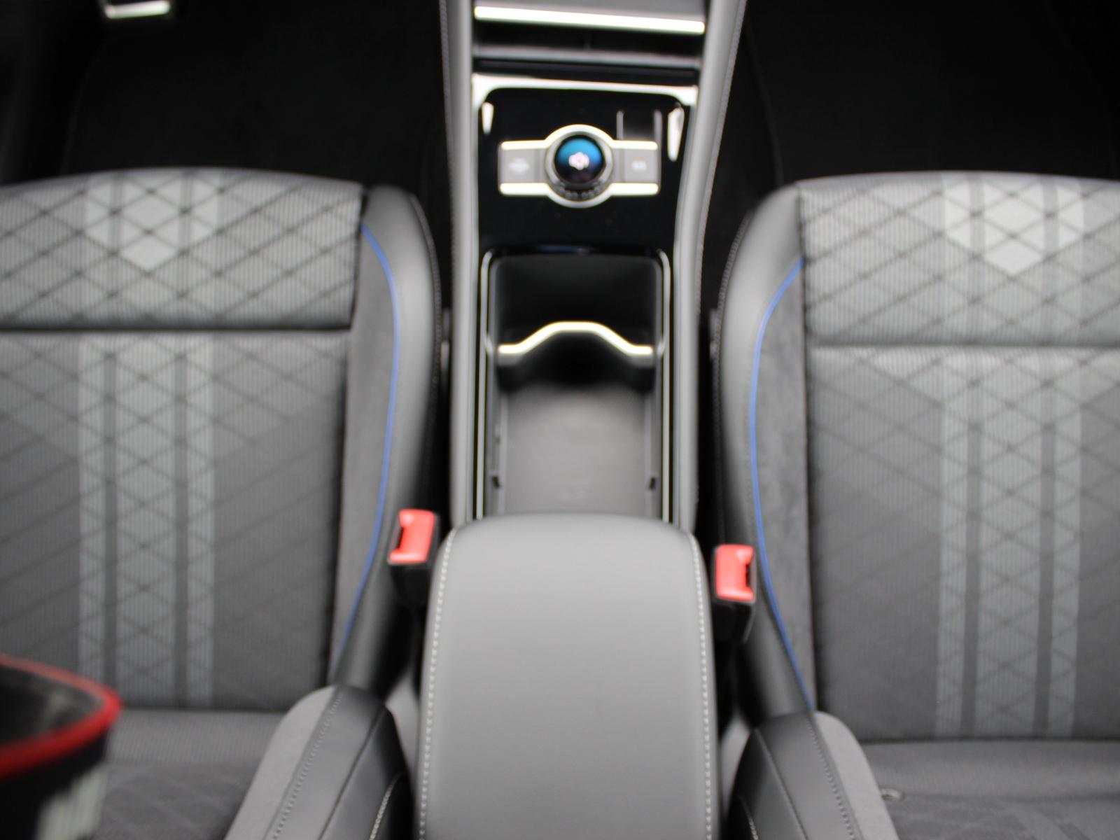 Volkswagen Tiguan IQ.Drive R-Line