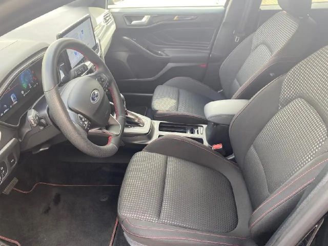 Ford Focus ST Line Wagon