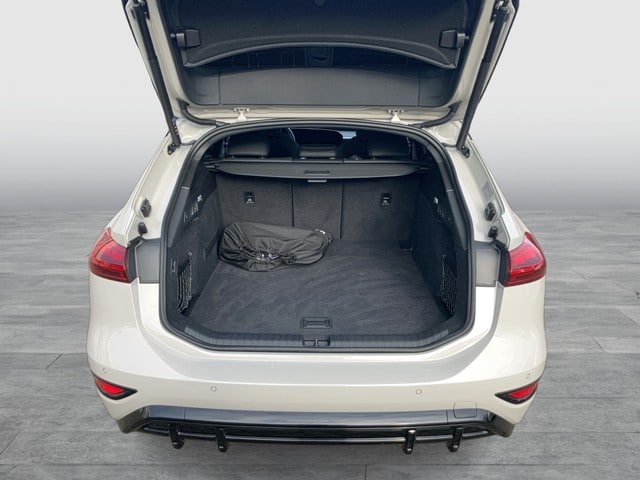 Audi A6 e-tron Avant Quattro