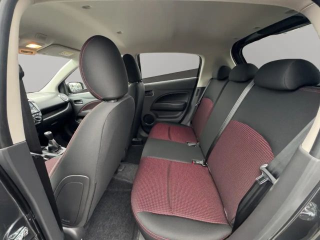 Mitsubishi Space Star Star