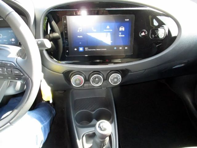 Toyota Aygo X Play X-play