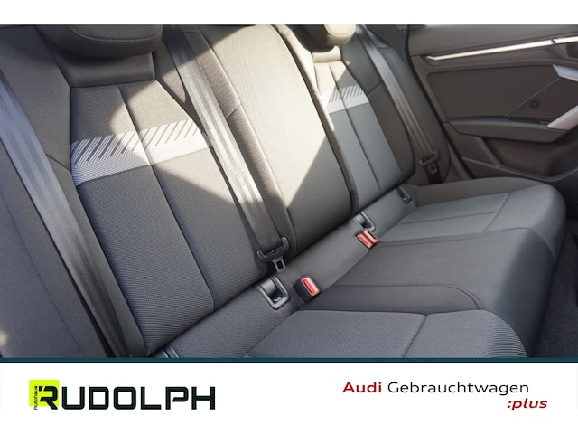 Audi A3 35 TFSI S-Tronic Sedan