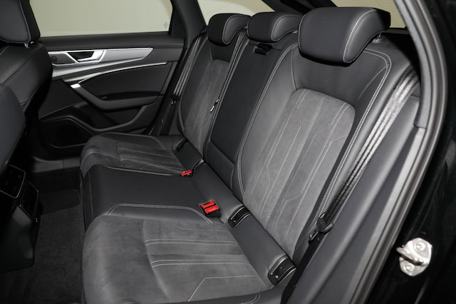 Audi A6 55 TFSI Avant Quattro S-Line S-Tronic