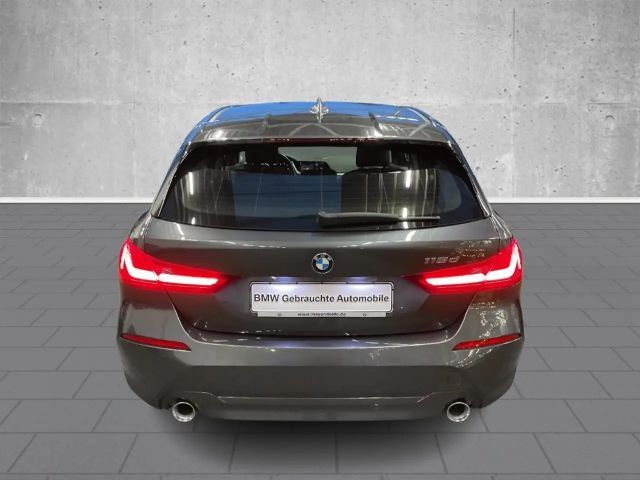 BMW 118 118d Sedan