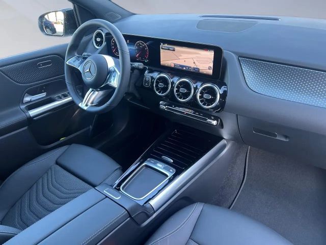 Mercedes-Benz B 200 Progressive Sedan