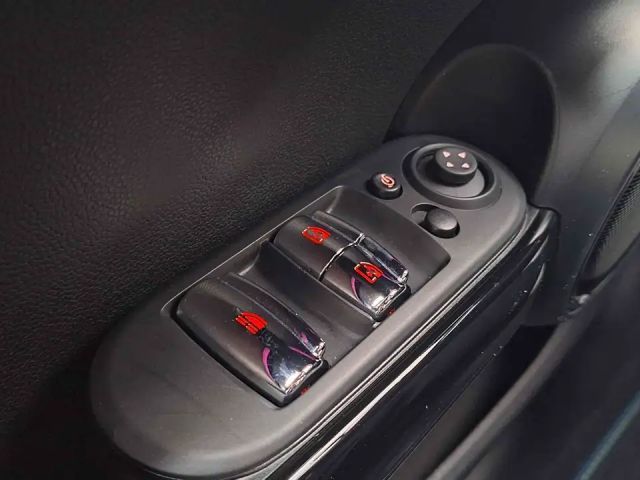 MINI Cooper Cabrio Cooper Sidewalk LED Navi PA DA Aut. RFK HuD H/K