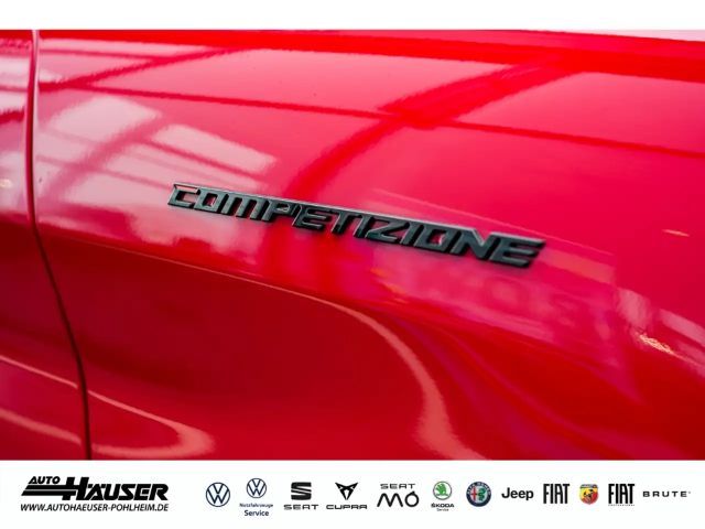 Alfa Romeo Giulia AT8 Q4 Turbo