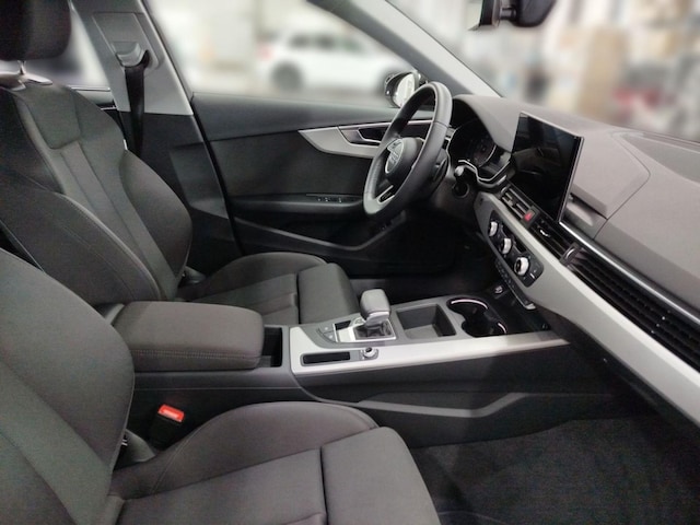 Audi A4 40 TFSI Avant S-Line S-Tronic