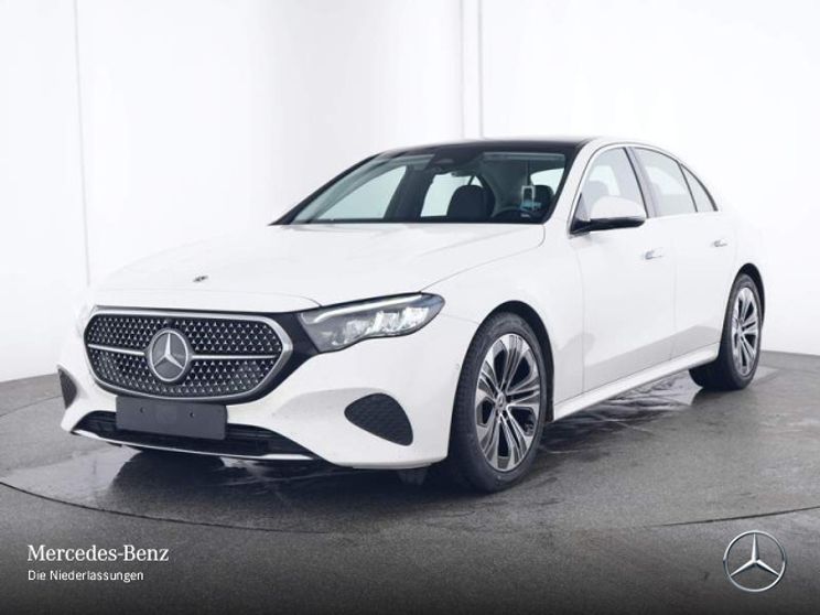 Mercedes-Benz E 220 AVANTGARDE E 220 d Sedan