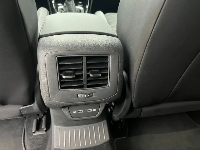 Volkswagen T-Roc DSG R-Line