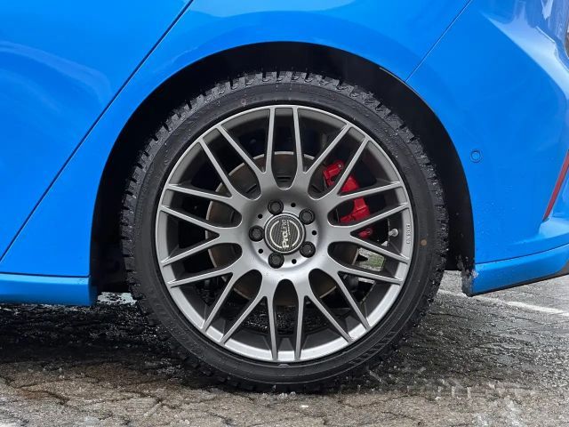 Ford Focus EcoBoost ST Line