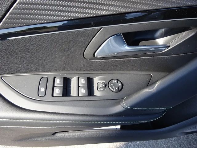 Peugeot E-208 GT-Line