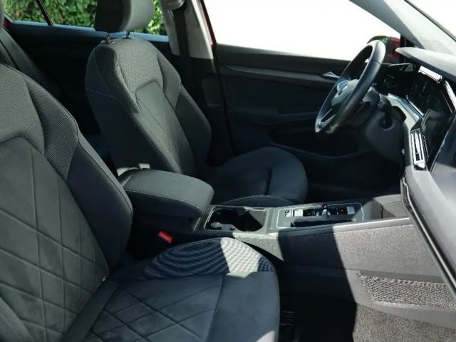 Volkswagen Golf 1.5 eTSI DSG Golf VIII Style