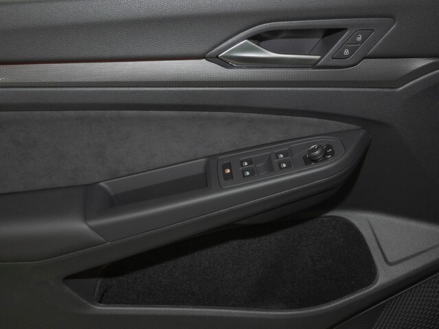 Volkswagen Golf 2.0 TSI DSG Golf VIII