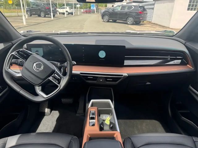 SsangYong Torres EVX LUX 152kW Titanium