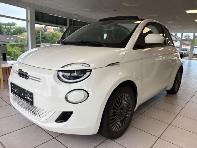 Fiat 500e Icon