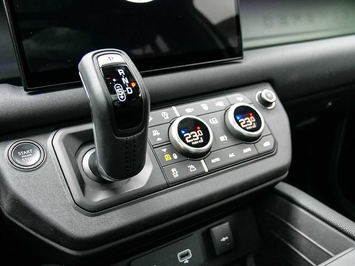 Land Rover Defender 90