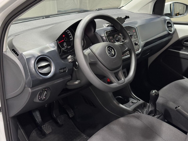 Volkswagen up! Move Move up!