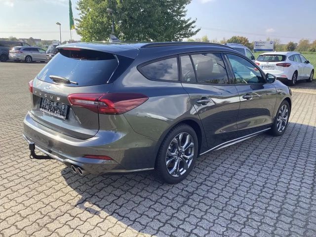 Ford Focus ST Line Wagon
