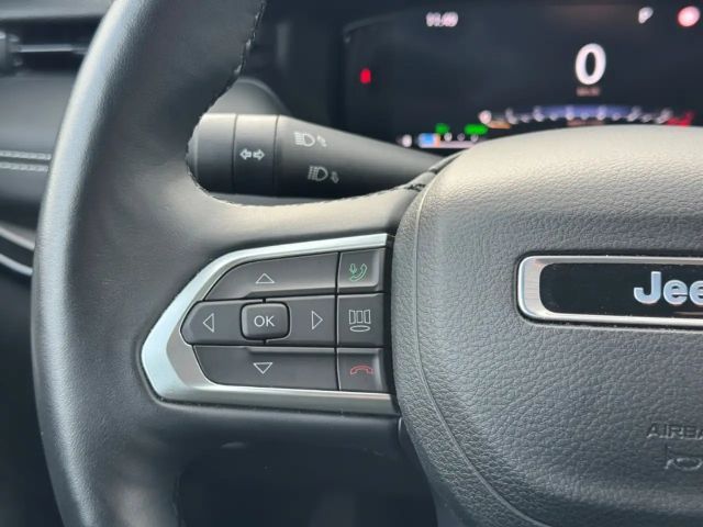 Jeep Compass S+360KAMERA+LEDER+NAVI+ACC+ALLWETTER+19ZOLL+