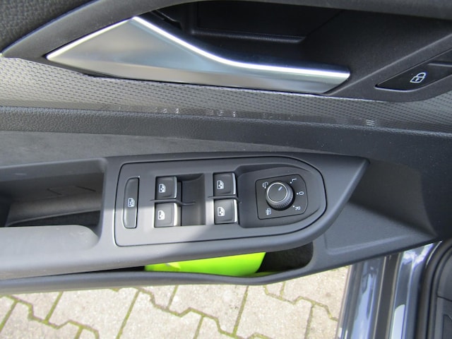 Volkswagen Golf 1.5 TSI DSG