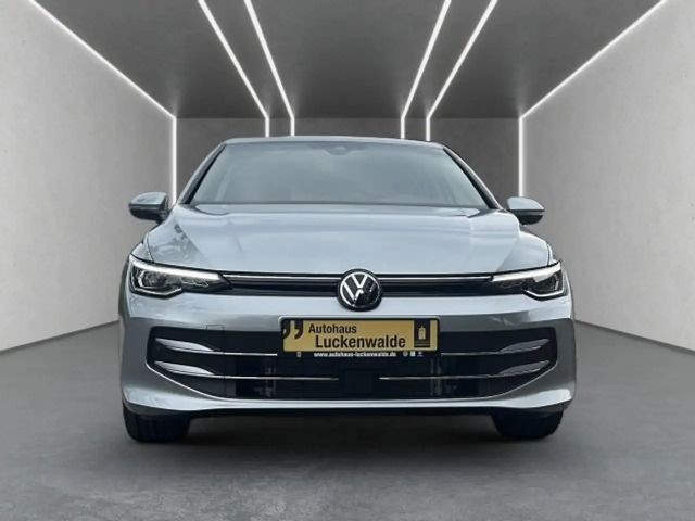 Volkswagen Golf 1.5 eTSI DSG Golf VIII Style