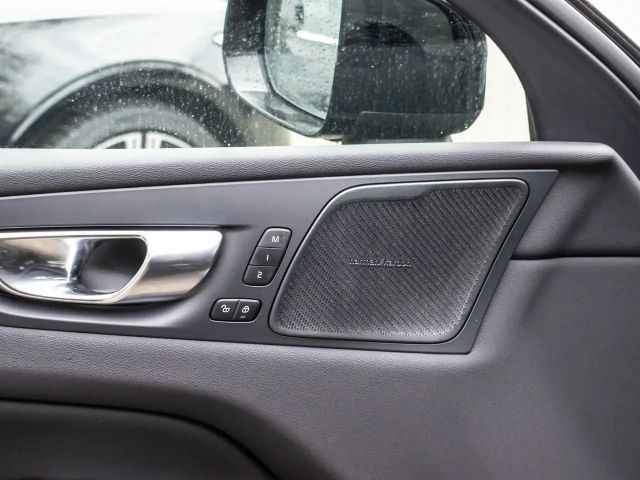 Volvo XC60 Dark Plus Recharge T6