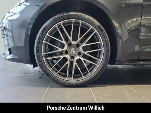 Porsche Panamera BOSE Panoramadach LED-Matrix InnoDrive