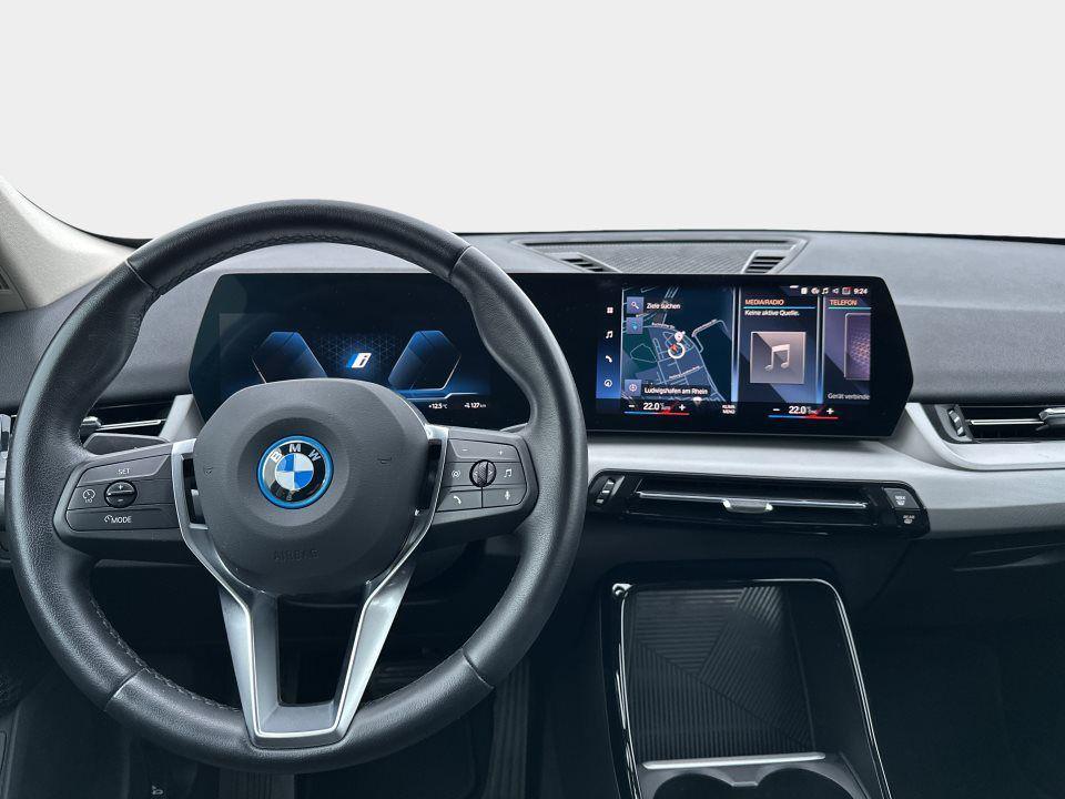 BMW iX1 xDrive30