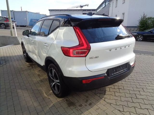 Volvo XC40 R-Design T5