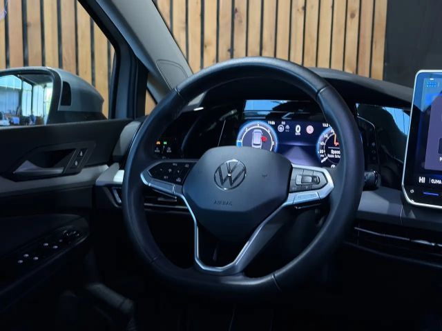 Volkswagen Golf DSG Variant