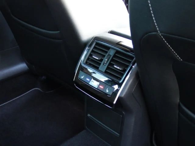 Skoda Superb 2.0 TSI 4x4 Combi Sportline