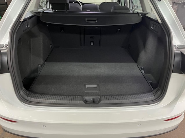 Volkswagen Golf 1.0 TSI Golf VIII Life Variant