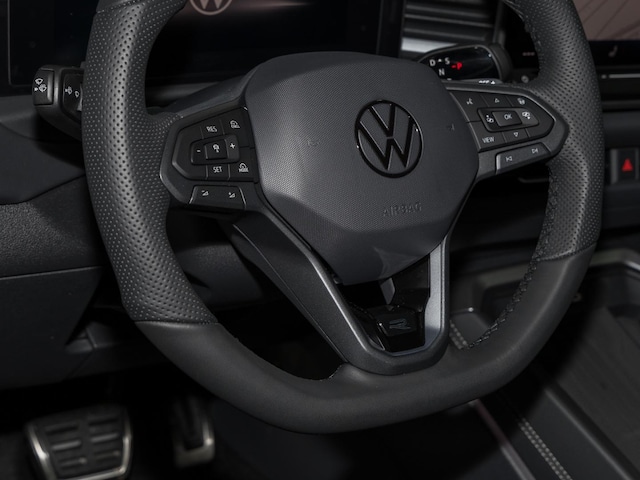 Volkswagen T-Roc 1.5 eTSI DSG R-Line