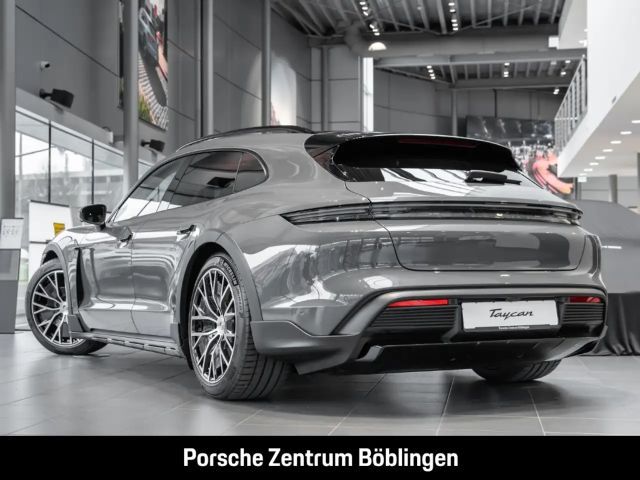 Porsche Taycan 4 Cross Turismo