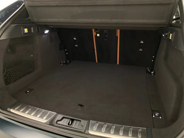 Jaguar F-Pace AWD SVR