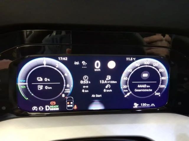 Volkswagen Golf Life eHybrid