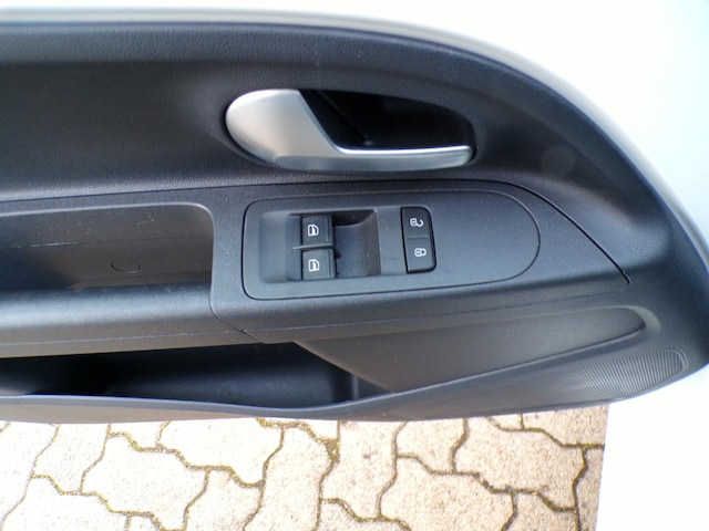 Volkswagen up! 1.0 MPI Move Move up!