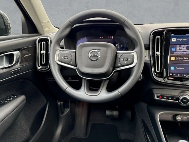 Volvo XC40 Dark Plus