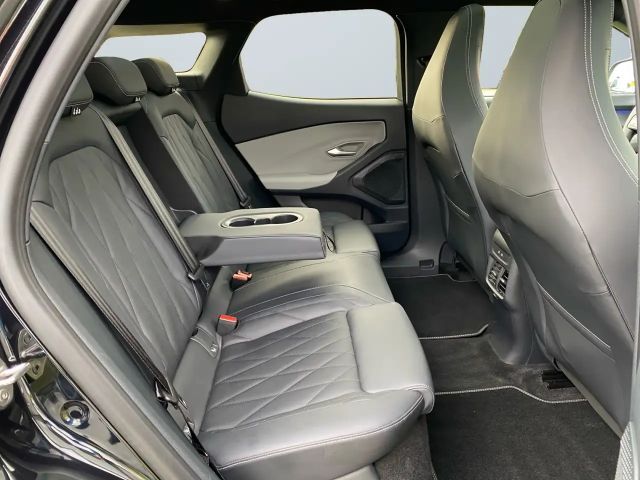 Ford Explorer Premium RWD